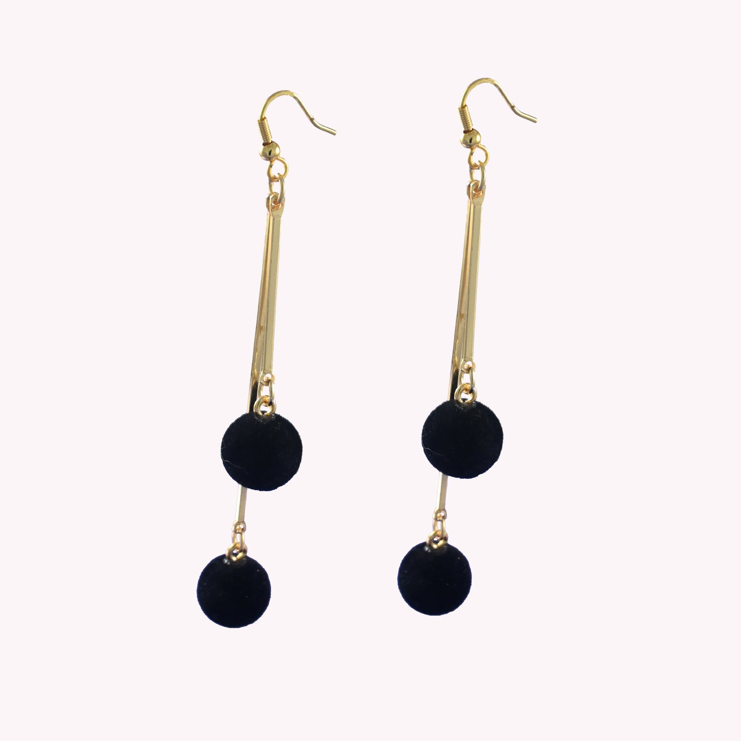 Gold plated Drop Earrings with black Pearl