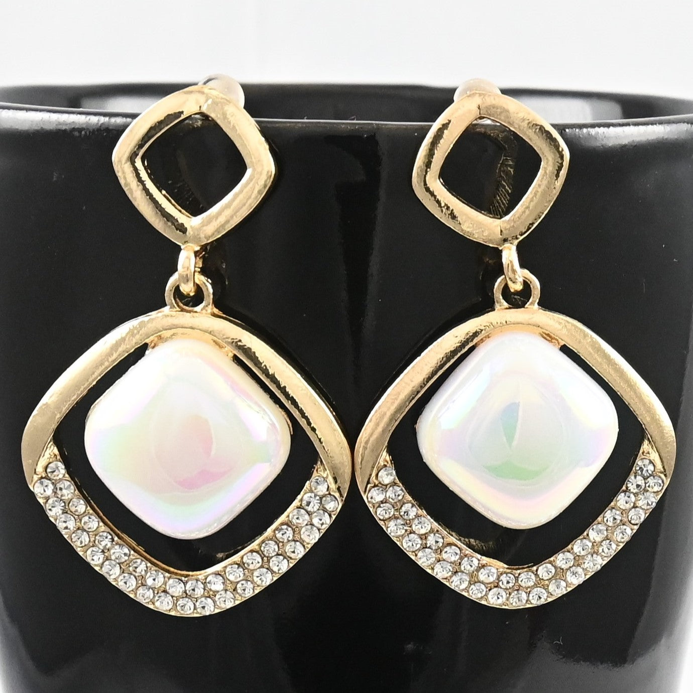 Golden Monalisa Stone Earrings with Crystals